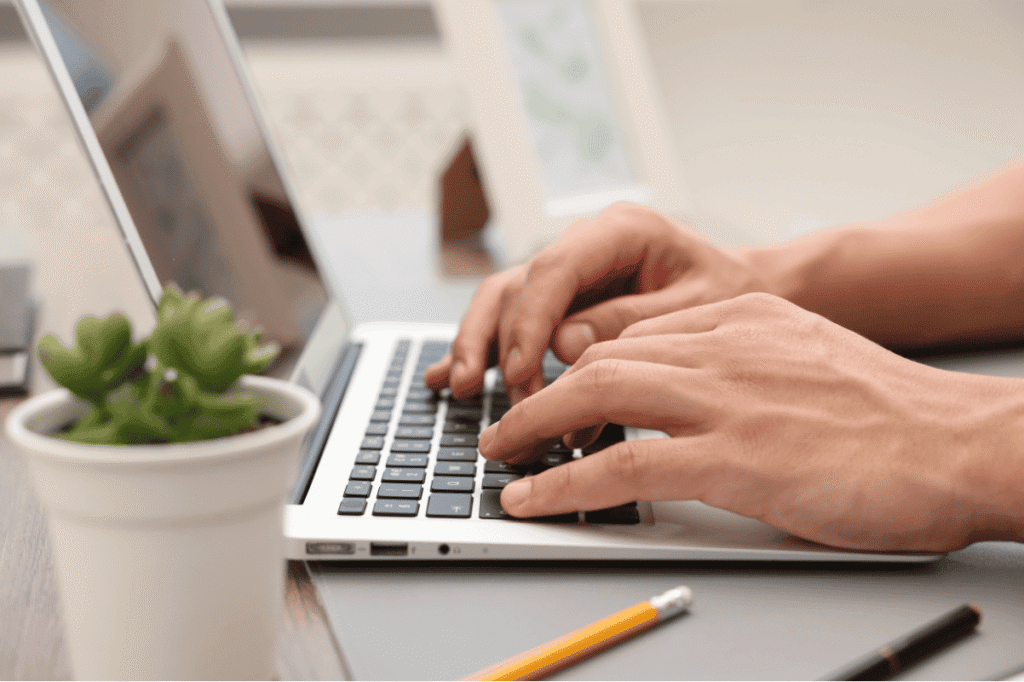 SEO content writing laptop